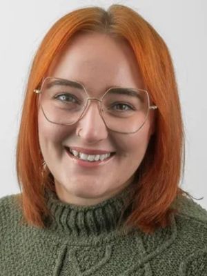Chelsea-McRoberts-Website-Headshot