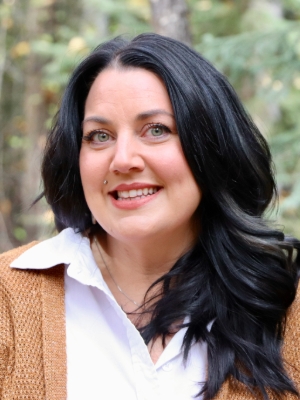 Cassandra Jones